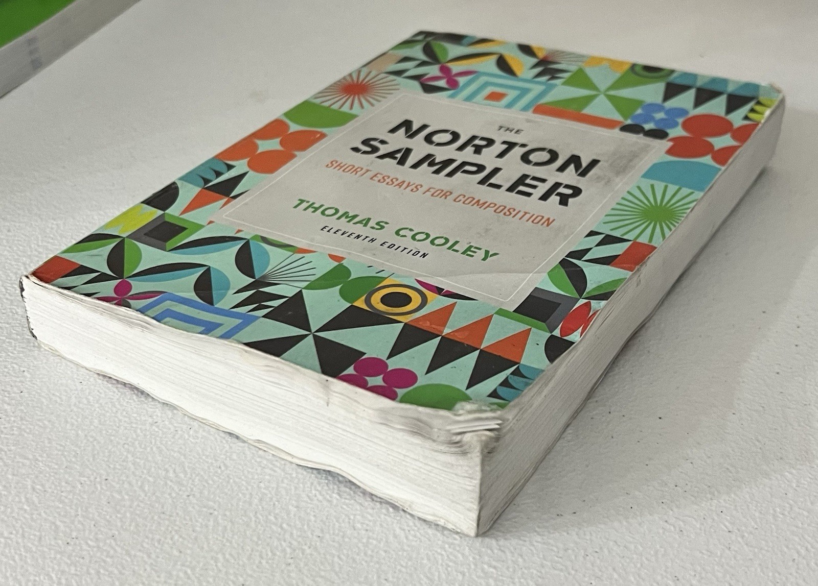 Norton Sampler : Short Essays for Composition by Thomas Cooley (2024, Trade …