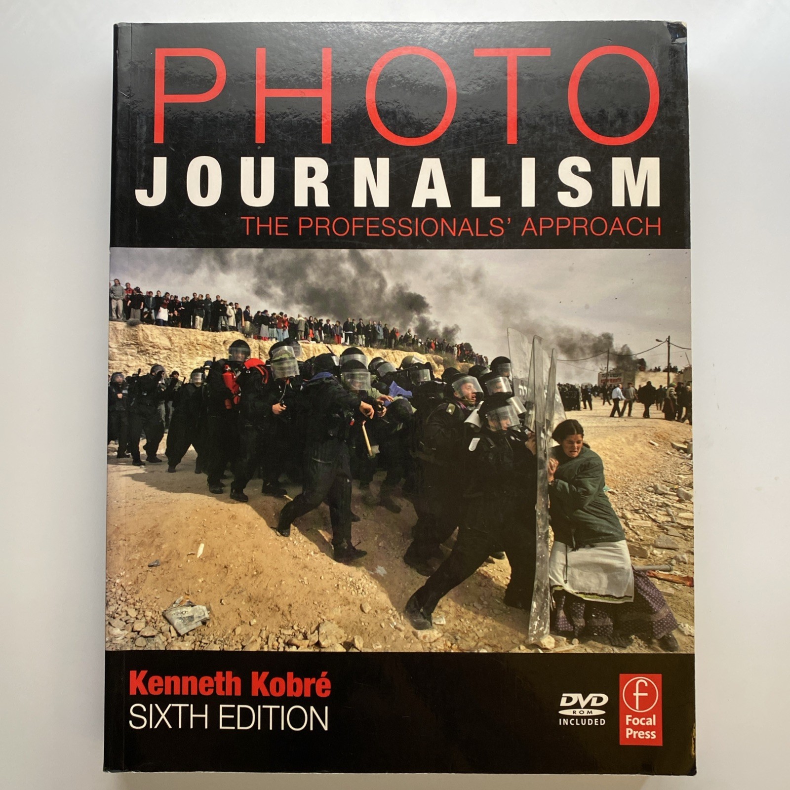 Photojournalism : The Professionals’ Approach 6th Ed Kenneth Kobre 2008 PB w/DVD