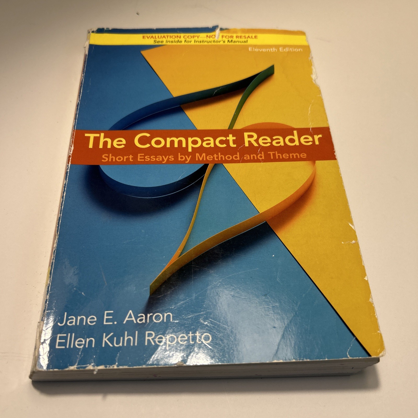 The Compact Reader: Short Essays by Method and Theme EVALUATION COPY Paperback