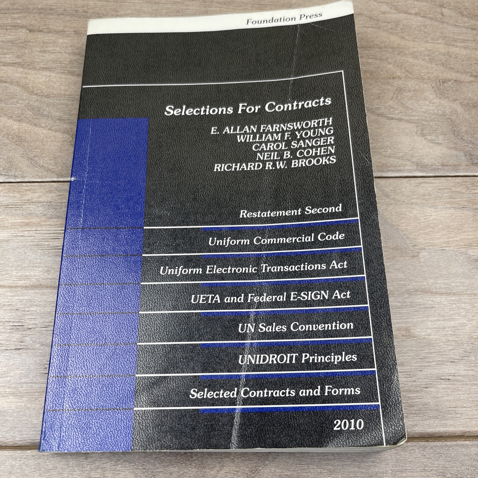 Selections for Contracts, 2010 (Selected Statutes) – Paperback Foundation Press